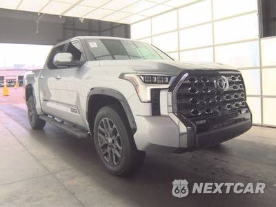 2026 Toyota Tundra Platinum Crew Cab Short Bed - zdjęcie 3 z 31 - miniatura