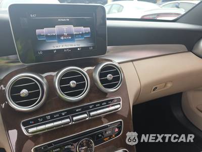 2018 Mercedes-Benz C 300 Sedan - zdjęcie 11 z 25 - miniatura