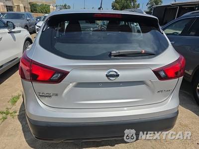 2017 Nissan Rogue Sport SV - zdjęcie 5 z 22 - miniatura