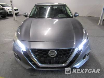 2019 Nissan Altima SL - zdjęcie 2 z 22 - miniatura