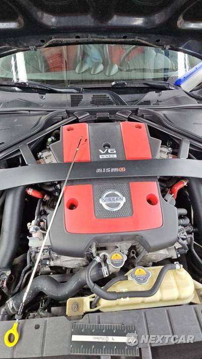 2017 Nissan 370Z NISMO Coupe - zdjęcie 16 z 27 - miniatura