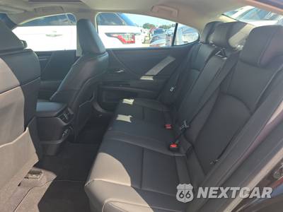 2025 Lexus ES 300h - zdjęcie 13 z 24 - miniatura