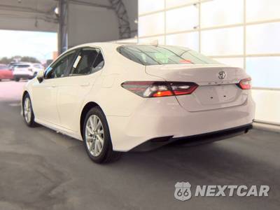 2024 Toyota Camry LE - zdjęcie 6 z 22 - miniatura