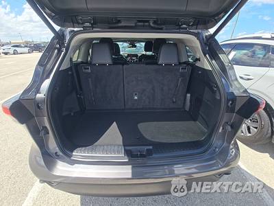 2024 Toyota Highlander XLE - zdjęcie 17 z 30 - miniatura