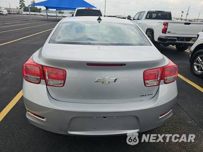 2013 Chevrolet Malibu LS 1LS - zdjęcie 5 z 38 - miniatura