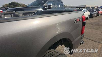 2025 Ford Super Duty F-250 Lariat Crew Cab Medium Bed - zdjęcie 19 z 20 - miniatura