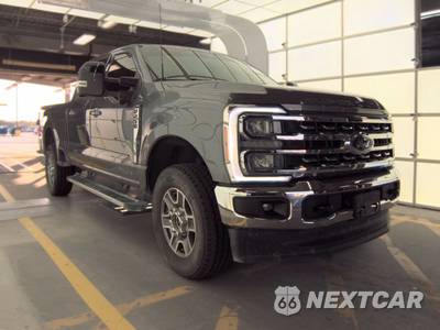 2025 Ford Super Duty F-250 Lariat Crew Cab Medium Bed - zdjęcie 3 z 20 - miniatura
