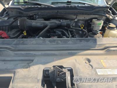 2019 Ford Super Duty F-550 Cab Chassis XL Regular Cab DRW - zdjęcie 14 z 44 - miniatura