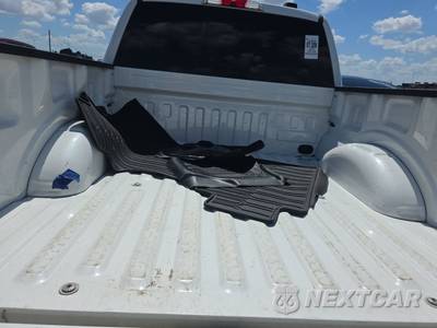 2022 Ford F-150 LARIAT Crew Cab Short Bed - zdjęcie 16 z 23 - miniatura