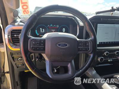 2022 Ford F-150 LARIAT Crew Cab Short Bed - zdjęcie 10 z 23 - miniatura