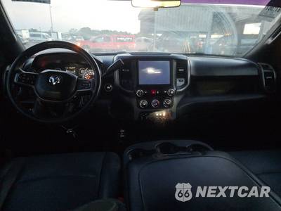 2023 Ram 2500 Tradesman Crew Cab Medium Bed - zdjęcie 11 z 24 - miniatura