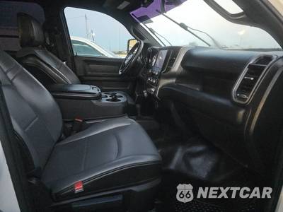 2023 Ram 2500 Tradesman Crew Cab Medium Bed - zdjęcie 8 z 24 - miniatura