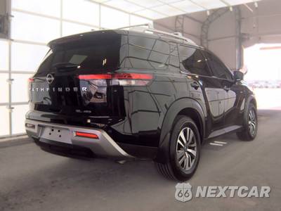 2022 Nissan Pathfinder SL - zdjęcie 4 z 26 - miniatura