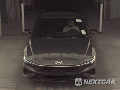 2026 Hyundai Elantra SEL Sport - zdjęcie 2 z 24 - miniatura