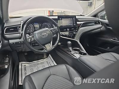2024 Toyota Camry SE - zdjęcie 14 z 22 - miniatura