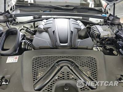 2024 Porsche Macan GTS - zdjęcie 15 z 24 - miniatura