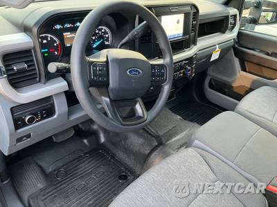 2026 Ford Super Duty F-350 XL Crew Cab Long Bed - zdjęcie 12 z 15 - miniatura