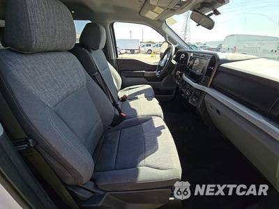 2025 Ford Super Duty F-250 XLT Crew Cab Long Bed - zdjęcie 8 z 22 - miniatura