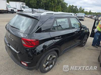2022 Hyundai Venue SEL - zdjęcie 4 z 21 - miniatura