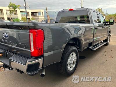 2026 Ford Super Duty F-250 XLT Crew Cab Long Bed - zdjęcie 5 z 14 - miniatura
