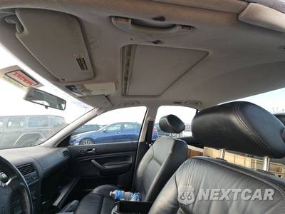 2004 Volkswagen Jetta Sedan GLI - zdjęcie 18 z 38 - miniatura