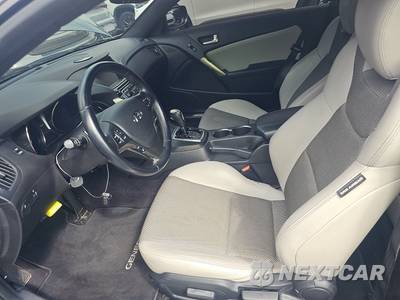 2014 Hyundai Genesis Coupe 2.0T Premium - zdjęcie 7 z 18 - miniatura