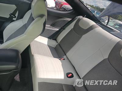 2014 Hyundai Genesis Coupe 2.0T Premium - zdjęcie 13 z 18 - miniatura