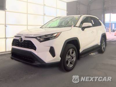 2022 Toyota RAV4 XLE - zdjęcie 1 z 24 - miniatura