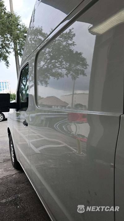 2020 Nissan NV2500 HD Cargo SV High Roof 146.1" WB - zdjęcie 21 z 32 - miniatura