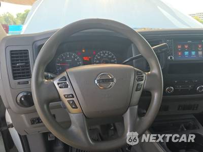 2020 Nissan NV2500 HD Cargo SV High Roof 146.1" WB - zdjęcie 10 z 32 - miniatura