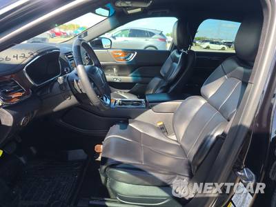 2020 Lincoln Continental Standard - zdjęcie 13 z 34 - miniatura