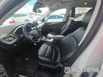 2022 Ford Escape SEL - zdjęcie 7 z 27 - miniatura