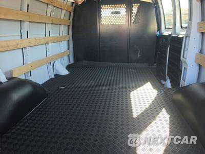 2025 GMC Savana 2500 Cargo Van 1WT 135.0" WB - zdjęcie 15 z 25 - miniatura