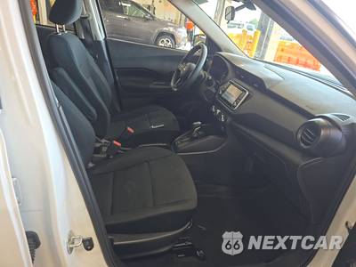 2024 Nissan Kicks S - zdjęcie 8 z 49 - miniatura