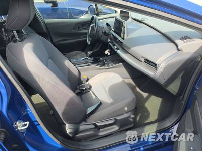 2024 Toyota Prius LE - zdjęcie 8 z 33 - miniatura