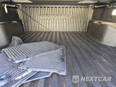 2024 Toyota Tacoma SR5 Crew Cab Medium Bed - zdjęcie 16 z 20 - miniatura
