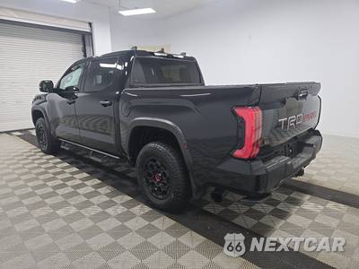 2026 Toyota Tundra i-FORCE MAX TRD Pro Crew Cab Short Bed - zdjęcie 6 z 23 - miniatura