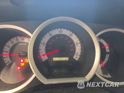 2014 Toyota Tacoma PreRunner Crew Cab Medium Bed - zdjęcie 12 z 34 - miniatura