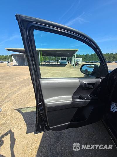 2021 Toyota Tacoma SR Extended Cab Long Bed - zdjęcie 9 z 39 - miniatura