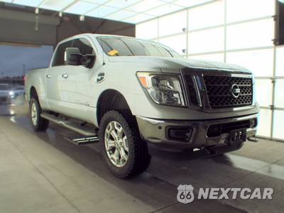 2018 Nissan TITAN XD SV Crew Cab Medium Bed - zdjęcie 3 z 35 - miniatura