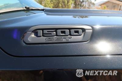 2025 Ram 1500 Warlock Crew Cab Short Bed - zdjęcie 17 z 58 - miniatura