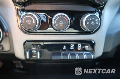 2025 Ram 1500 Warlock Crew Cab Short Bed - zdjęcie 33 z 58 - miniatura