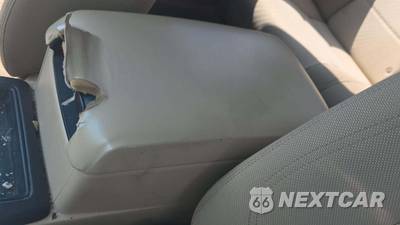 2015 Toyota Camry LE - zdjęcie 29 z 33 - miniatura