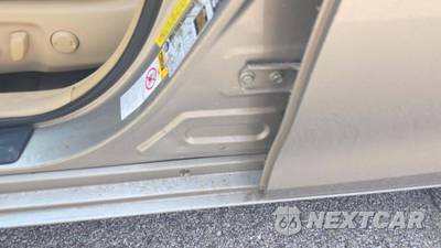 2015 Toyota Camry LE - zdjęcie 32 z 33 - miniatura