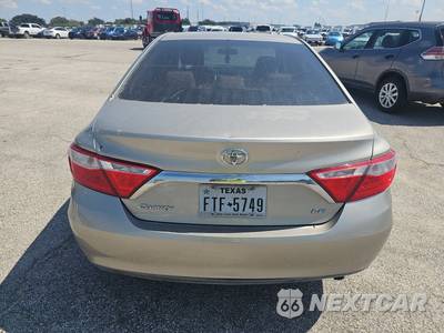 2015 Toyota Camry LE - zdjęcie 5 z 33 - miniatura