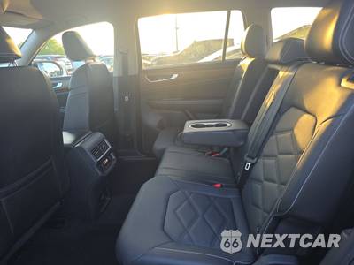 2025 Volkswagen Atlas 2.0T SE w/Technology - zdjęcie 13 z 31 - miniatura