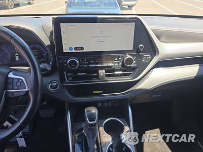 2023 Toyota Highlander Platinum - zdjęcie 11 z 34 - miniatura