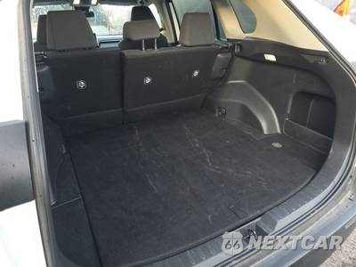 2025 Toyota RAV4 LE - zdjęcie 16 z 25 - miniatura