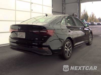 2025 Volkswagen Jetta SE - zdjęcie 4 z 35 - miniatura