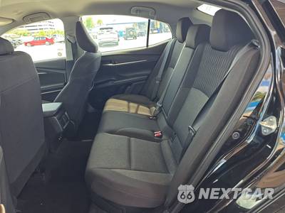 2025 Toyota Camry LE - zdjęcie 13 z 25 - miniatura